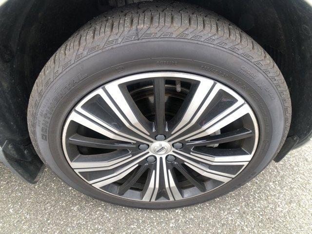 used 2022 Volvo XC60 car, priced at $38,917