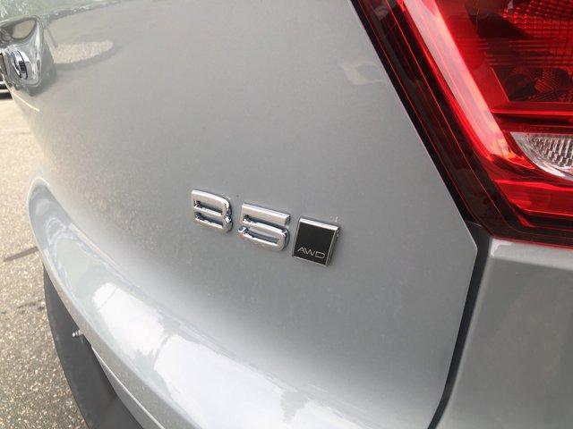 new 2025 Volvo XC40 car, priced at $43,765