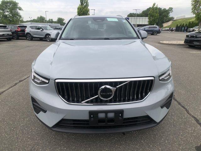 new 2025 Volvo XC40 car, priced at $43,765