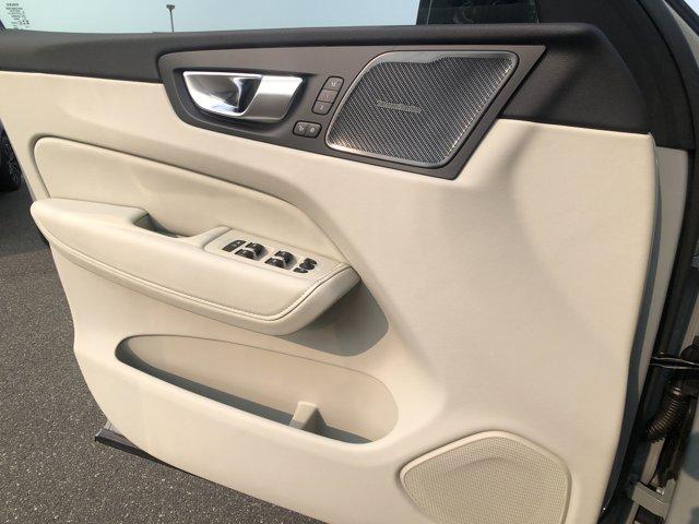 new 2025 Volvo XC60 Plug-In Hybrid car, priced at $70,260