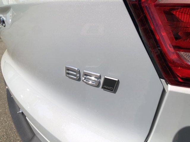 new 2025 Volvo XC40 car, priced at $50,015