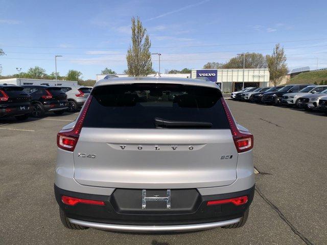 new 2025 Volvo XC40 car, priced at $50,595