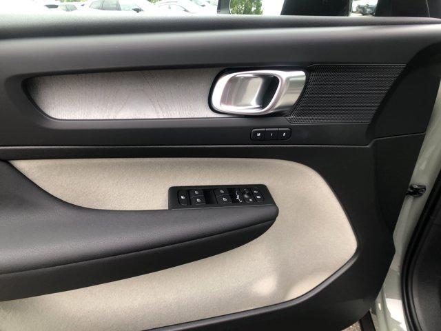 new 2025 Volvo XC40 car, priced at $48,560