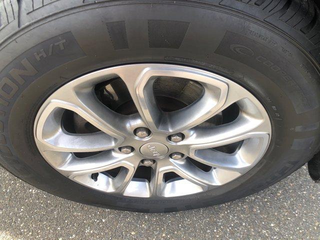 used 2014 Jeep Grand Cherokee car, priced at $13,175