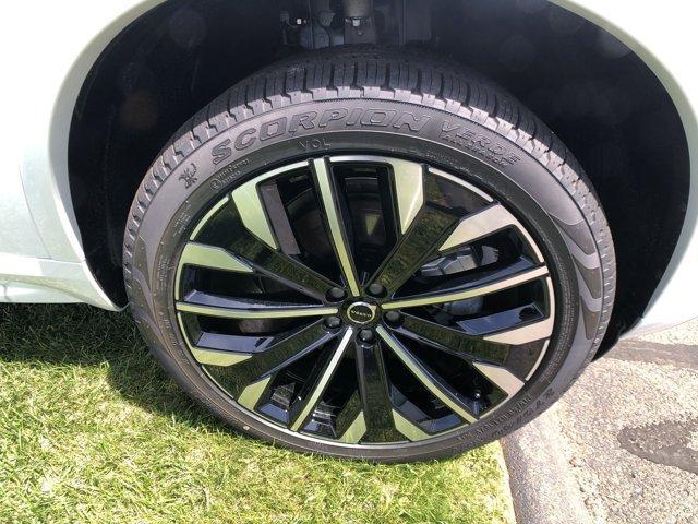 new 2025 Volvo XC90 car, priced at $71,195