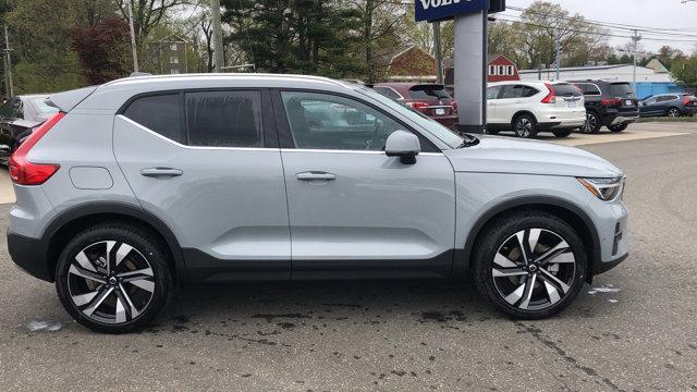 new 2024 Volvo XC40 car, priced at $47,180