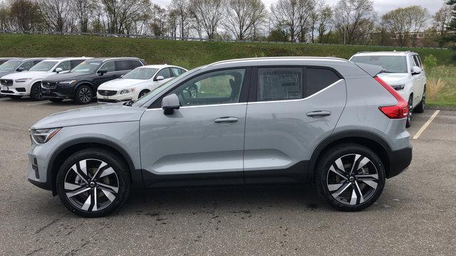 new 2024 Volvo XC40 car, priced at $50,180