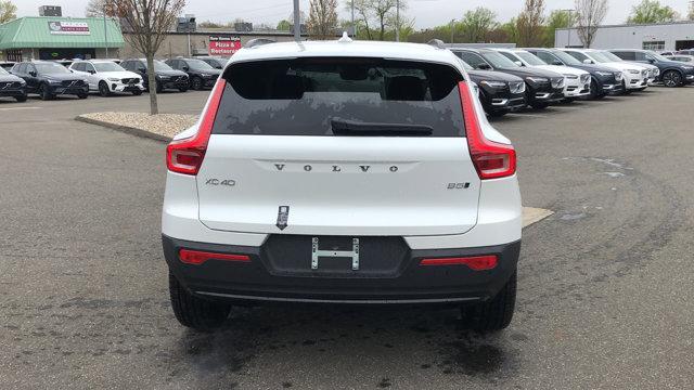 new 2024 Volvo XC40 car, priced at $47,680