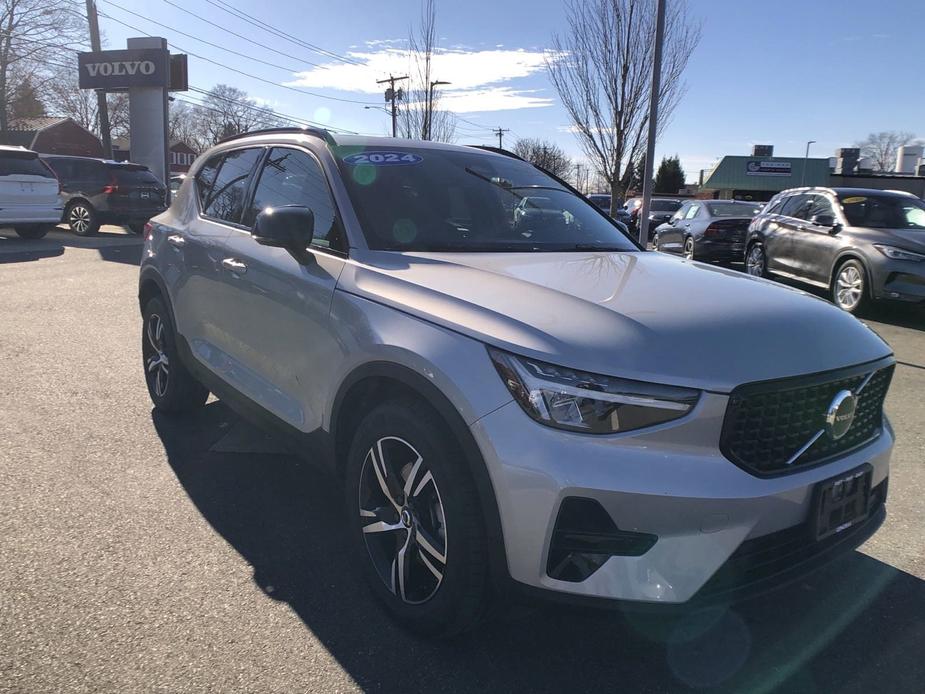 used 2024 Volvo XC40 car, priced at $35,300