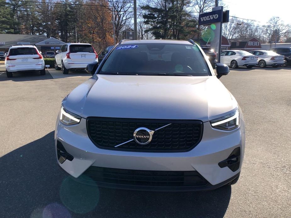 used 2024 Volvo XC40 car, priced at $37,900