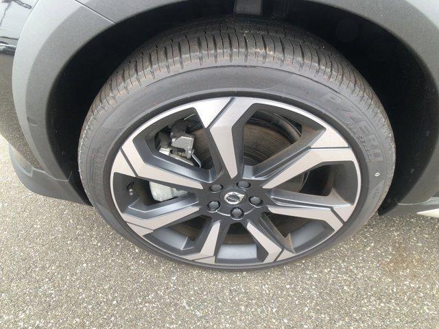 new 2025 Volvo V60 Cross Country car, priced at $60,725