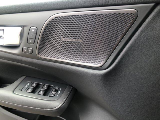 new 2025 Volvo V60 Cross Country car, priced at $60,725