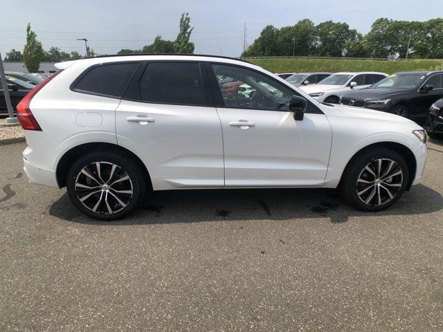 new 2025 Volvo XC60 car, priced at $55,335