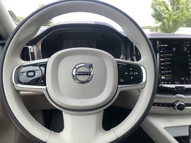 new 2025 Volvo XC60 car, priced at $55,335