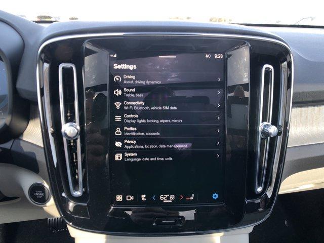 new 2025 Volvo XC40 car, priced at $48,315