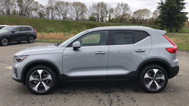 new 2024 Volvo XC40 car, priced at $42,545