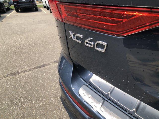 new 2025 Volvo XC60 car, priced at $55,360