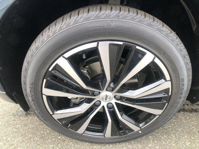 new 2025 Volvo XC60 car, priced at $54,110