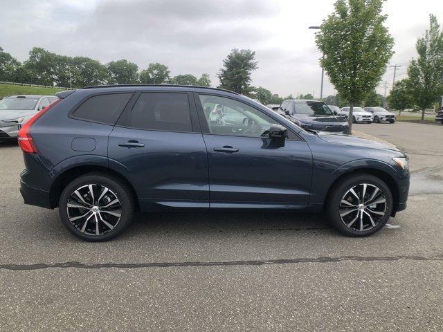 new 2025 Volvo XC60 car, priced at $54,110