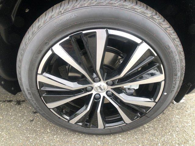 new 2025 Volvo XC60 car, priced at $54,110