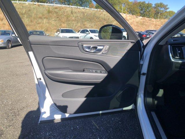 used 2025 Volvo XC60 car, priced at $39,295