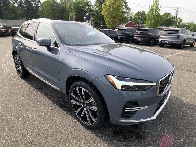 used 2023 Volvo XC60 Recharge Plug-In Hybrid car, priced at $41,500