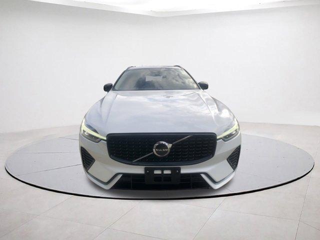 used 2025 Volvo XC60 car, priced at $37,900