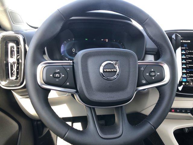 new 2025 Volvo XC40 car, priced at $50,015