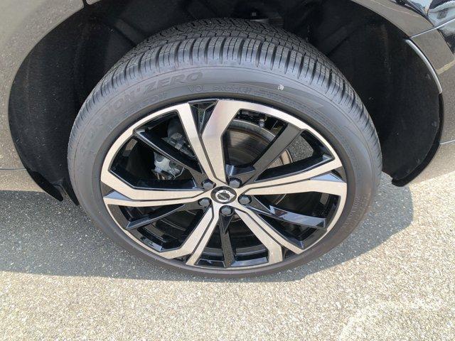 new 2025 Volvo XC60 Plug-In Hybrid car, priced at $69,485