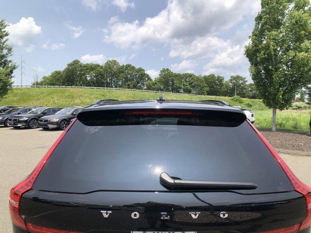 new 2025 Volvo XC60 Plug-In Hybrid car, priced at $69,485