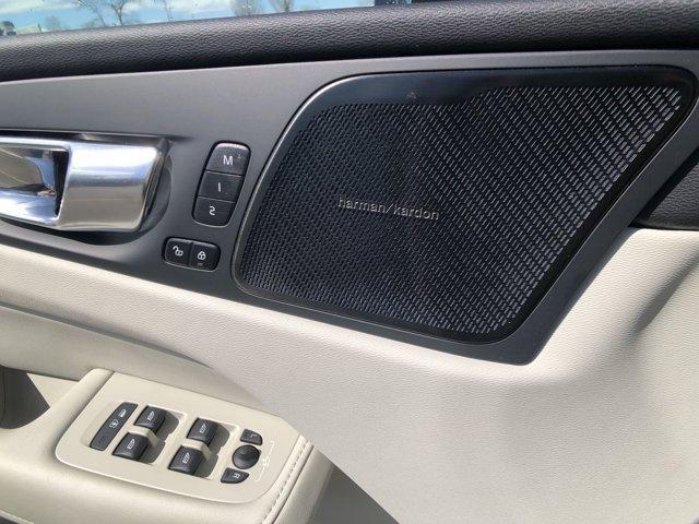used 2023 Volvo XC60 car, priced at $44,500