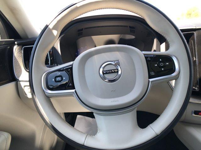used 2022 Volvo XC60 car, priced at $43,595