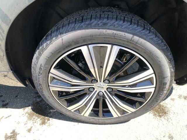 used 2022 Volvo XC60 car, priced at $43,595