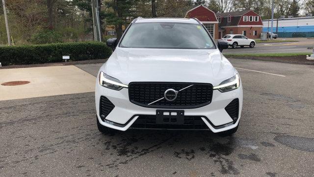 new 2024 Volvo XC60 car, priced at $52,830