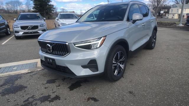 new 2024 Volvo XC40 car, priced at $41,445