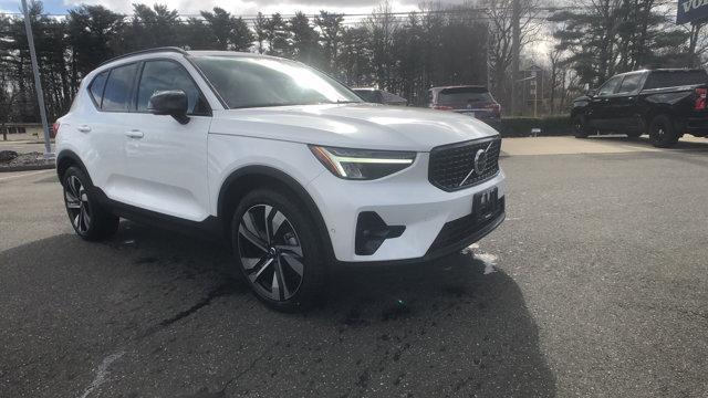 new 2024 Volvo XC40 car, priced at $45,750
