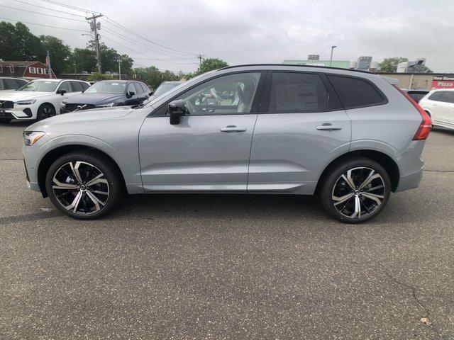 new 2025 Volvo XC60 car, priced at $59,410