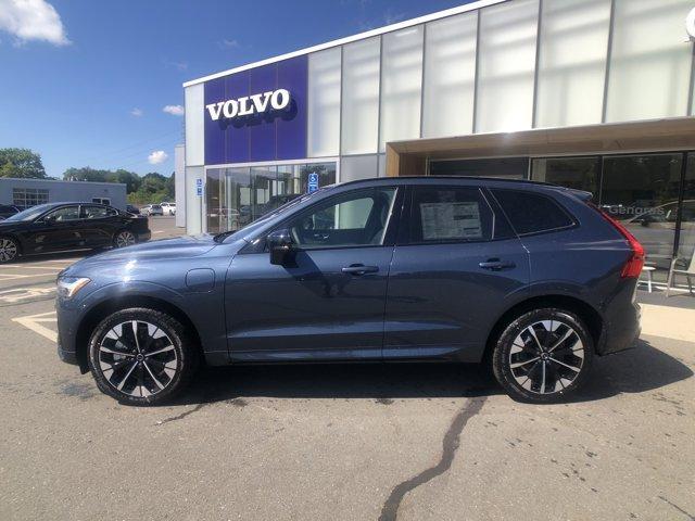 new 2026 Volvo XC60 Plug-In Hybrid car, priced at $69,285
