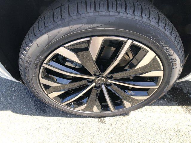 new 2026 Volvo XC90 car, priced at $75,950