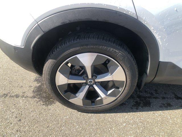 used 2023 Volvo XC40 car, priced at $40,995