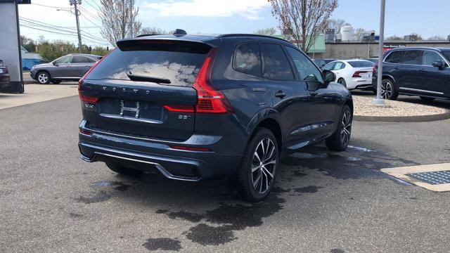 new 2024 Volvo XC60 car, priced at $50,895