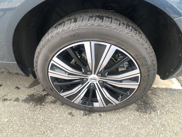used 2022 Volvo XC60 car, priced at $41,295
