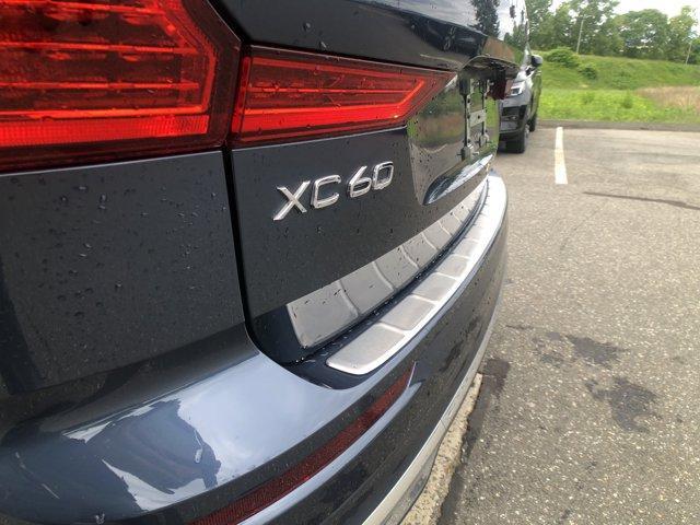 used 2022 Volvo XC60 car, priced at $41,295