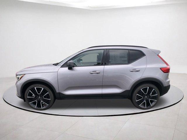 new 2026 Volvo XC40 car, priced at $57,470
