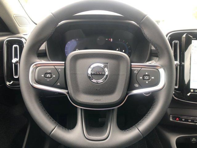 new 2025 Volvo XC40 car, priced at $47,315