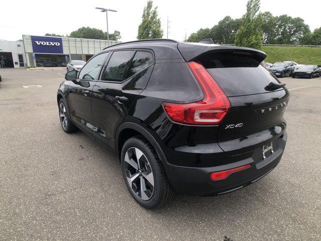 new 2025 Volvo XC40 car, priced at $47,315