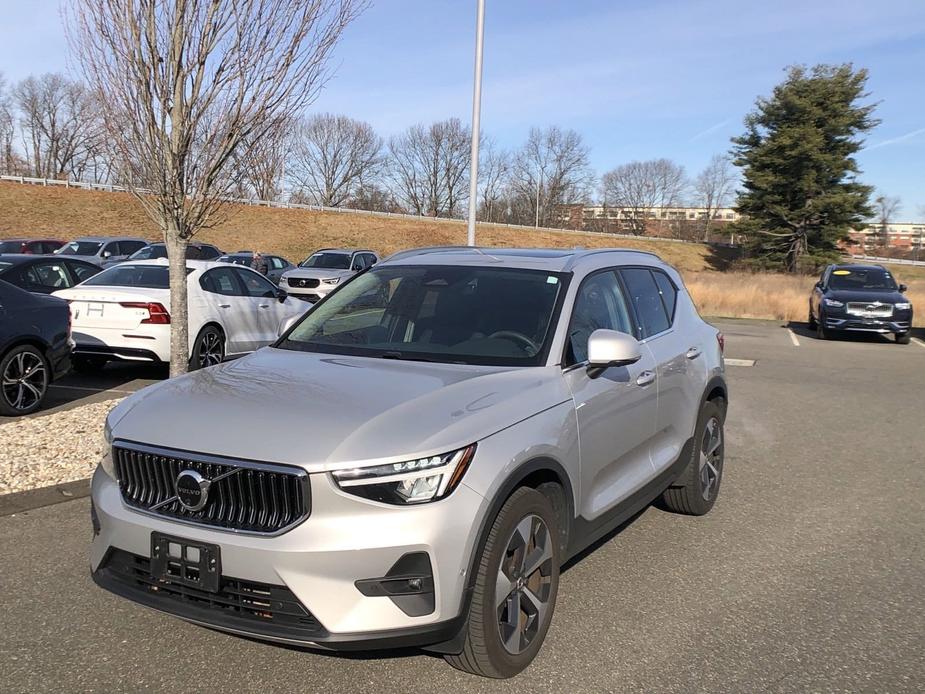 used 2024 Volvo XC40 car, priced at $34,915