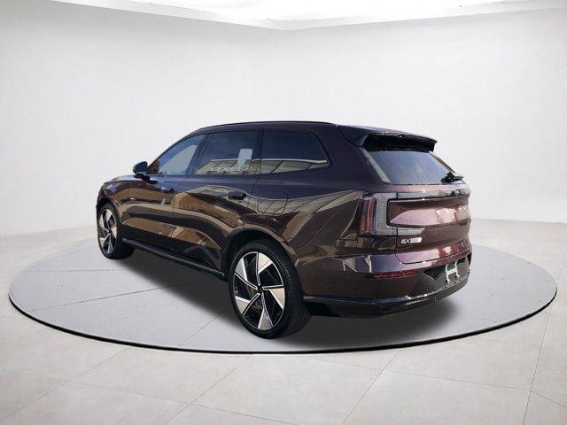 new 2025 Volvo EX90 car, priced at $95,140
