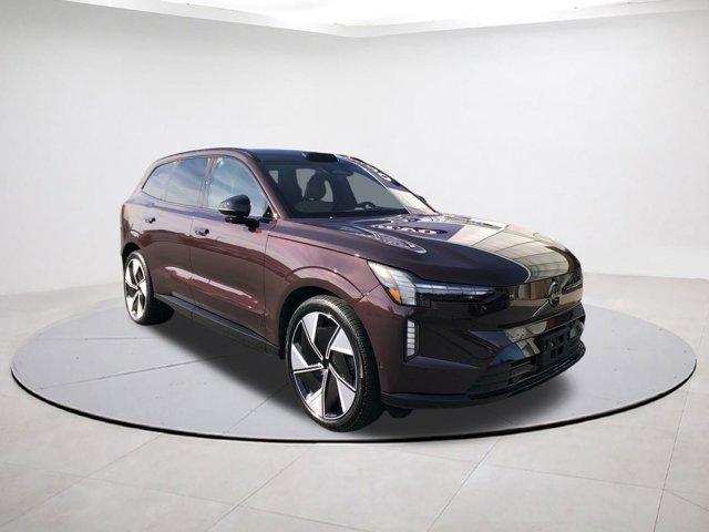 new 2025 Volvo EX90 car, priced at $95,140