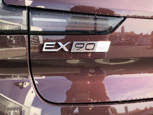 new 2025 Volvo EX90 car, priced at $95,140